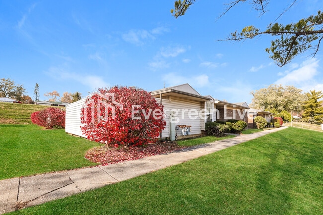 Photo - 5630 Troy Villa Blvd