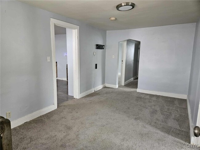 Building Photo - 521 S Wilbur Ave