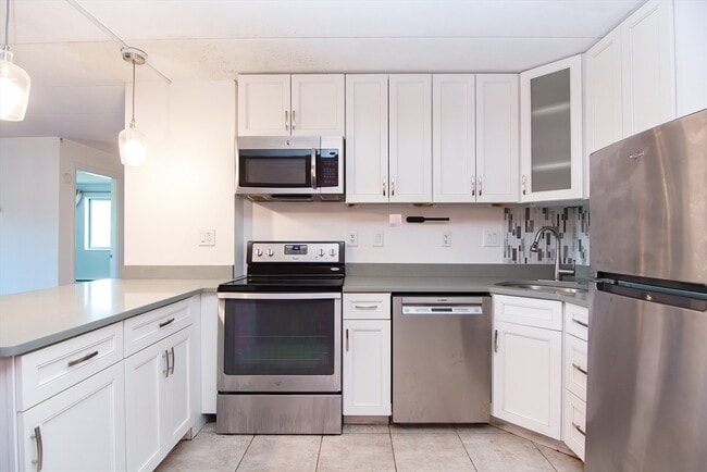 Photo - 47 Homer Ave Unidad 53