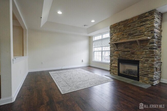 Photo - 456 Hancock St