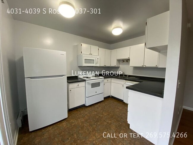 Building Photo - 4031-4039 S Rose-4037-301 Unit 4037-301 Rental