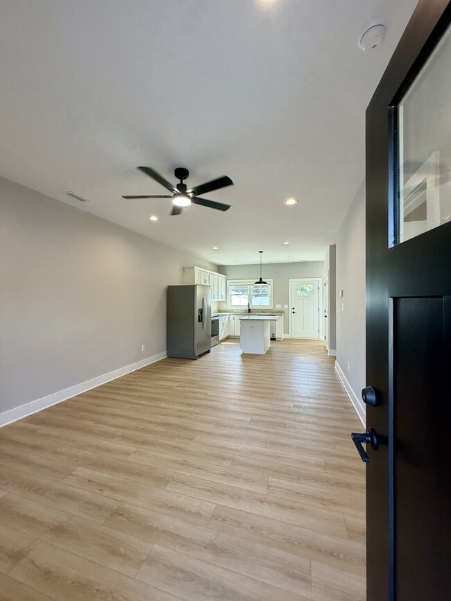 Photo - 118 Beechwood Dr Unit B