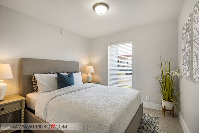 2 BR 1 BA