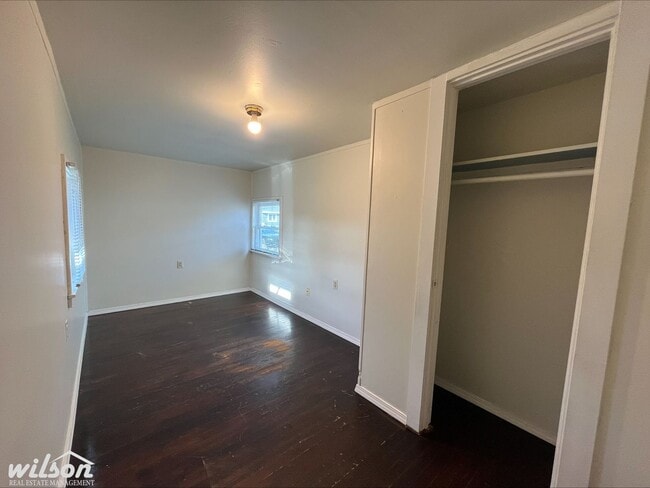 Photo - Bright & Spacious 3 bedroom, 1 bath Home for Rent!