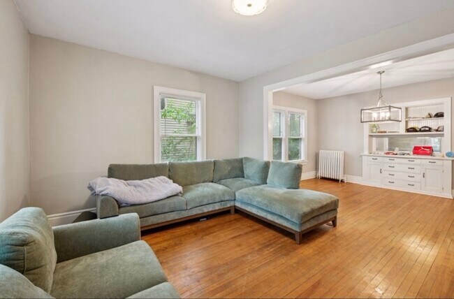 Photo - 3045 Grand Ave S Unit 2