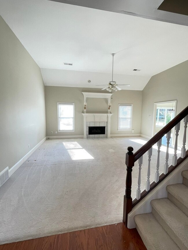 Photo - 1059 Melbury Rd
