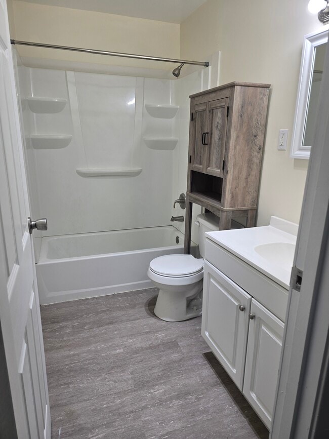 Photo - 104 Poplin Pl Unit 5