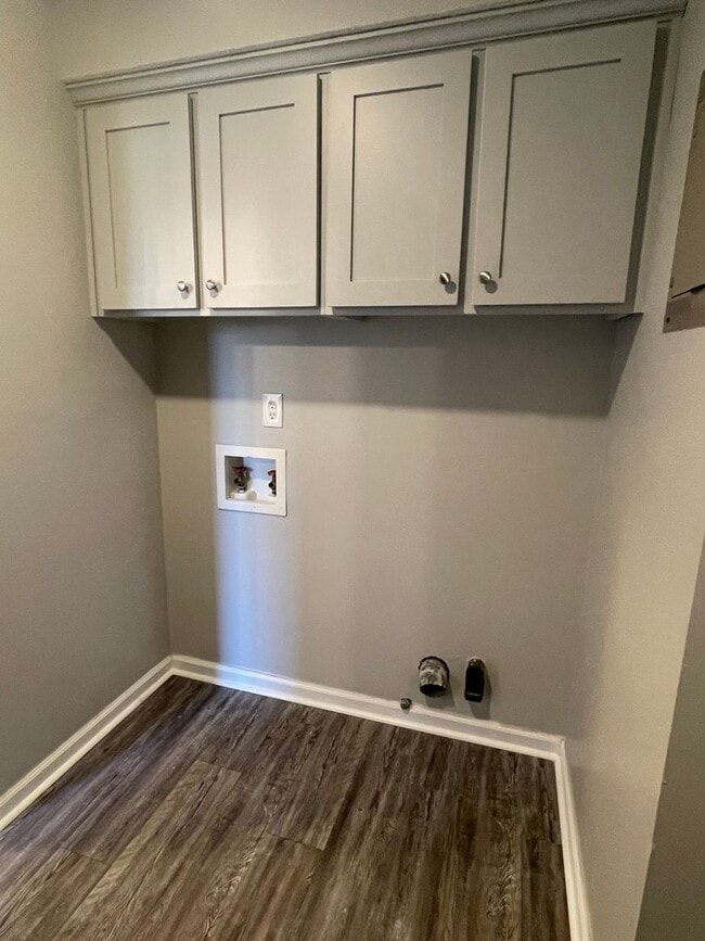 Photo - Beautiful Duplex Close to Mid-Town Savannah
