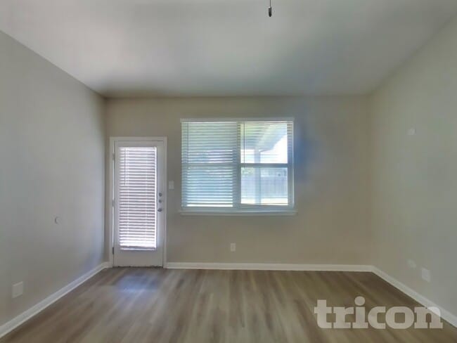 Photo - 13307 Badlands Bnd