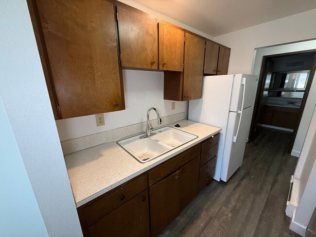 The Deer Park Apartments!