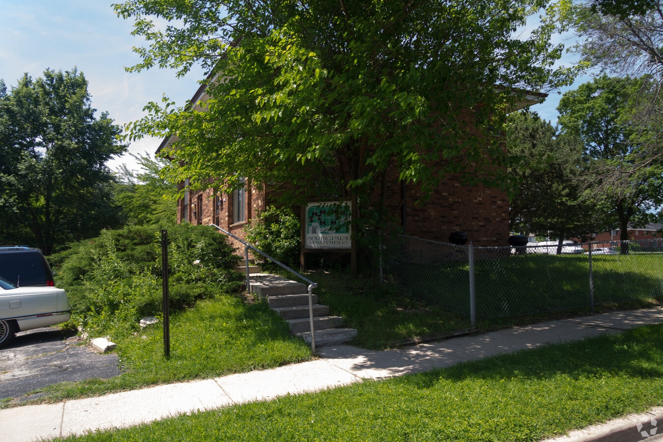 Photo - Spring Park Apartments