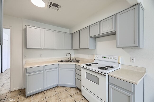 Building Photo - 2133 Ellis St Unit A