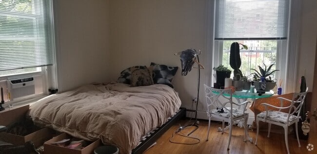 Building Photo - 89 Englewood Ave Unit 1 Rental