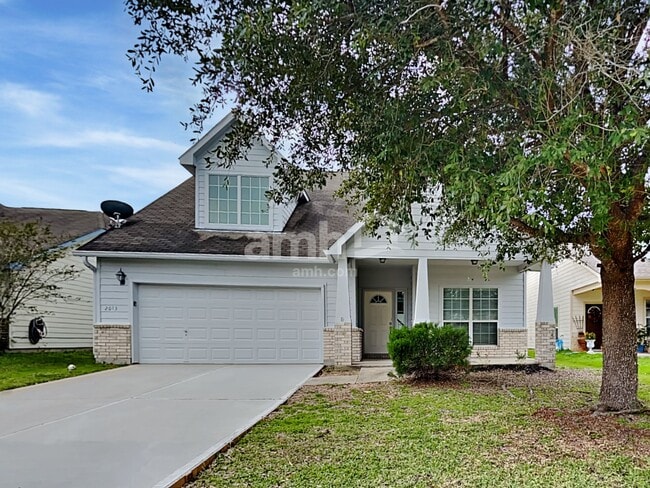Building Photo - 2013 Briar Grove Dr