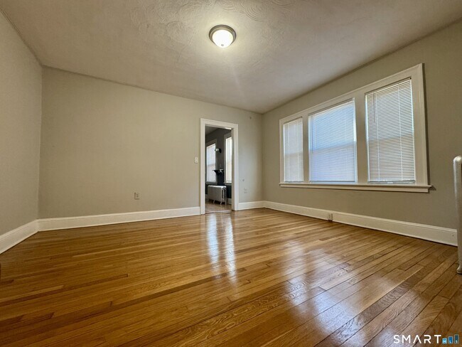 Photo - 953 West Blvd Unit 1