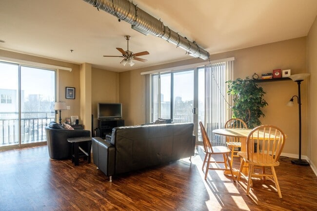 Building Photo - 2080 N Commerce St Unit 213 Rental