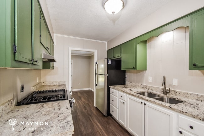 Photo - 4859 Gill Rd