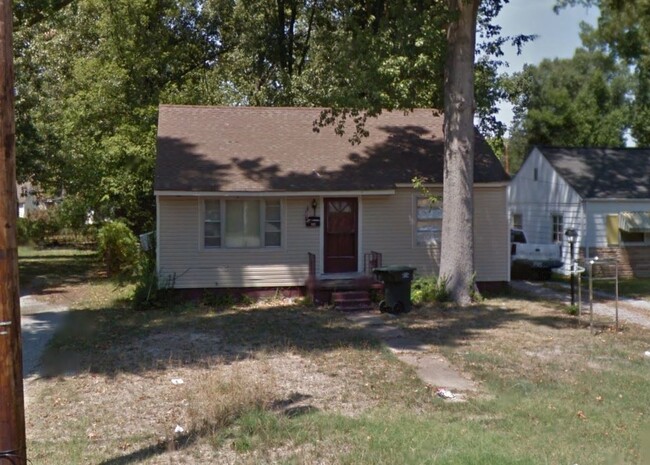 Photo - 941 N 25th St House
