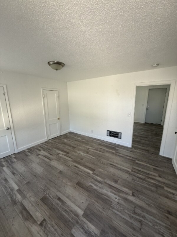 Photo - 420 Water St