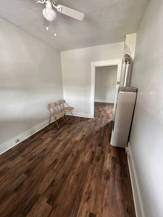 Photo - 149 Market St