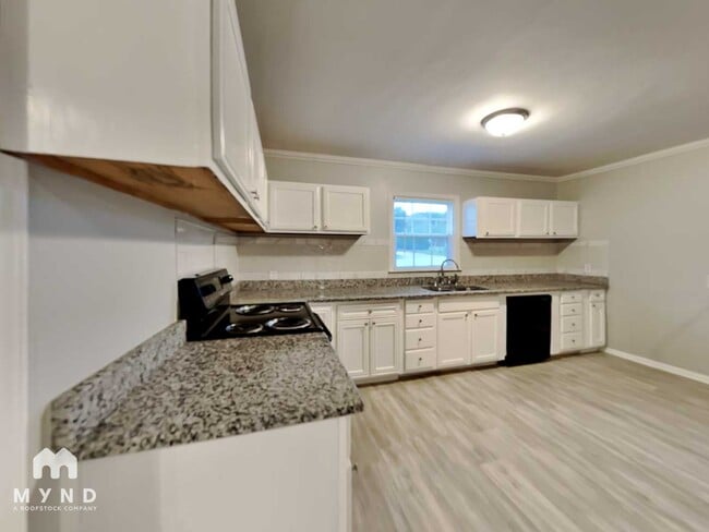 Photo - 102 Harrison Rd
