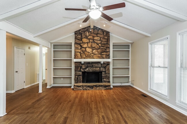 Photo - 104 White Cap Cir