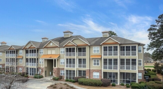 Photo - 395 S Crow Creek Dr Unidad 1421 Rental