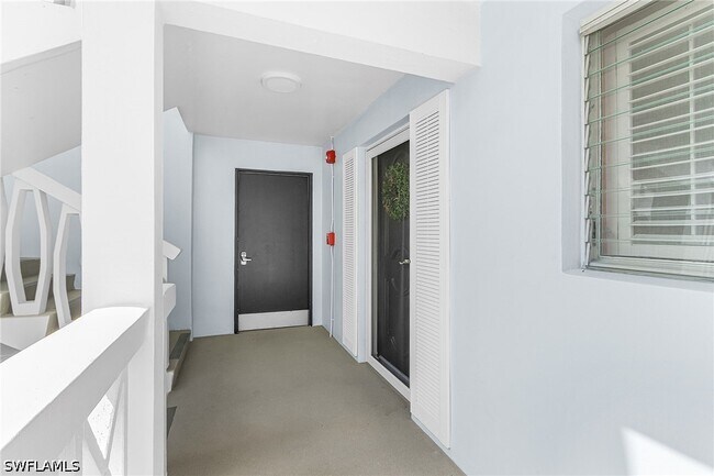 Photo - 280 2nd Ave S Unidad 206