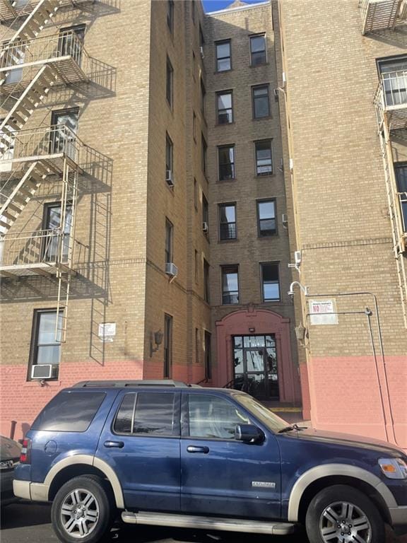 Building Photo - 313 Brightwater Ct Unit 2G