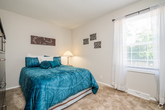Warson Village Townhomes