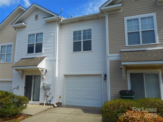 Photo - 8329 Scotney Bluff Avenue