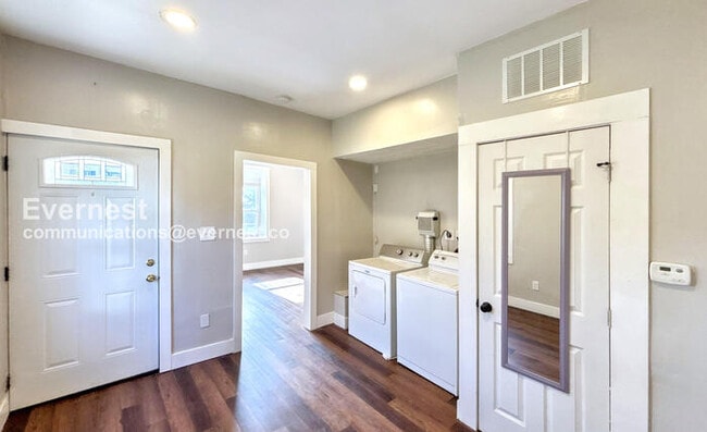 Photo - 1494 Manchester Ave