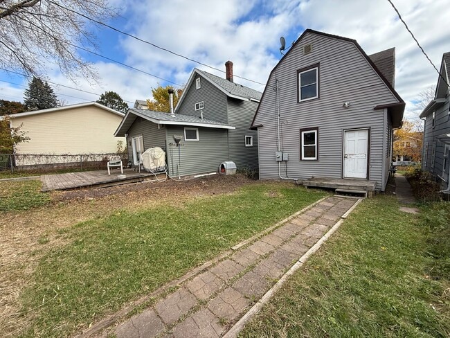 Photo - Duluth, MN - 4 bed - 1 Batg