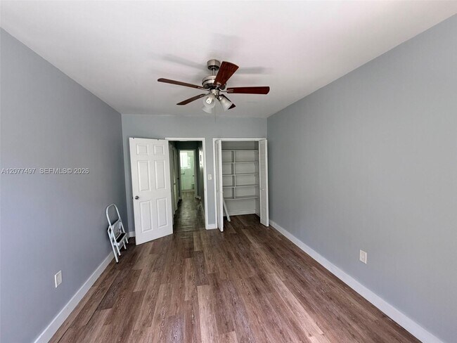 1140 98th St Unidad D