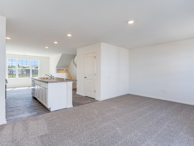 Photo - 2131 Sassafras Wy