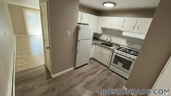Building Photo - 6 Henry Terrace Rental
