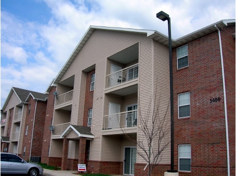 Embassy Ozark - Embassy Ozark Apartments