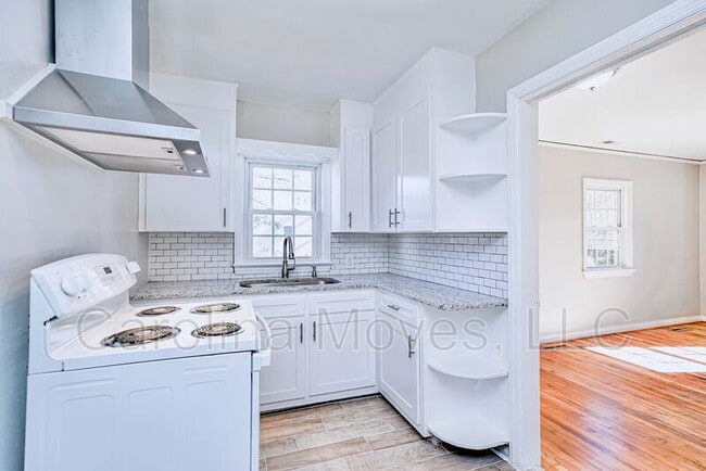 Photo - 407 Meridian Ave