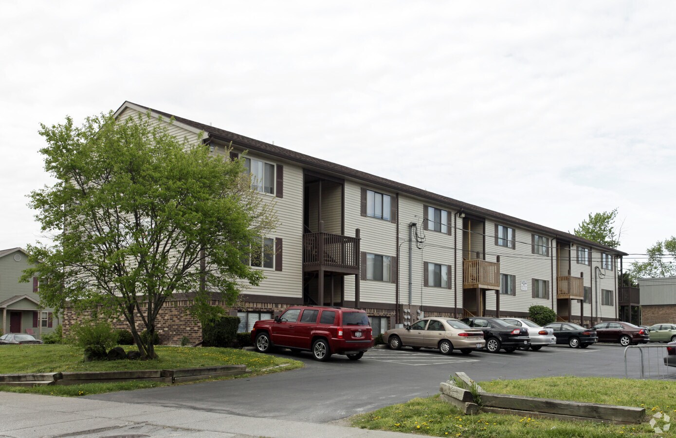 Photo - Foxwood Manor Apartments