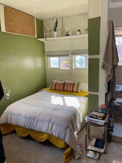 Photo - 219 Dwight St Unidad 2