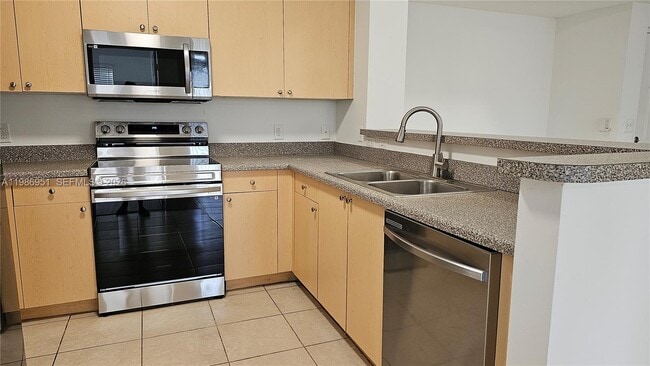 Photo - 8040 N Nob Hill Rd Unit 303