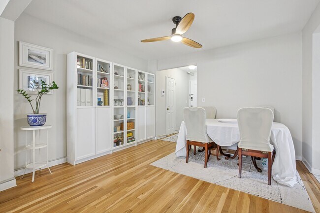 Photo - 8600 JFK Blvd E Unidad 5F