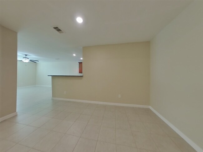 Photo - 821 Painted Bison Dr