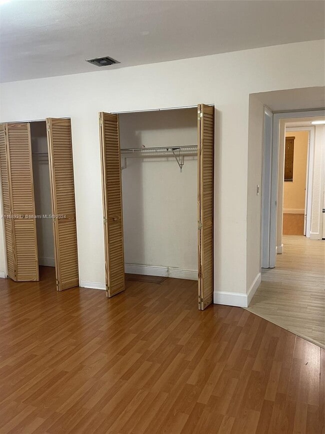 Photo - 19621 NE 18th Ct