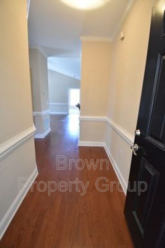 Photo - 1912 Harcourt Cir