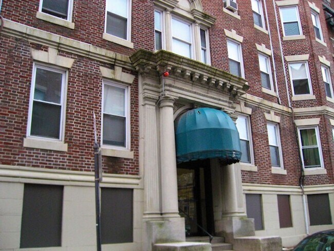 Photo - Studio Allston MBTA GL-B