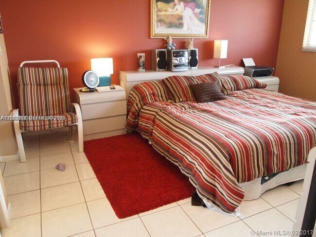 Photo - 950 Hillcrest Dr Unit 503