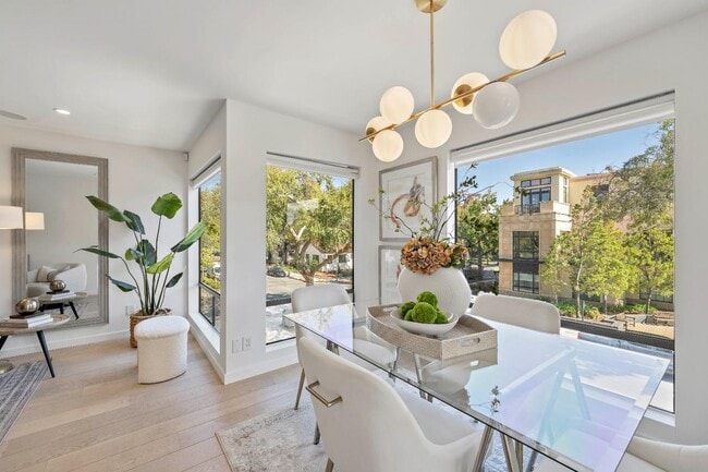 Photo - 770 Bryant St