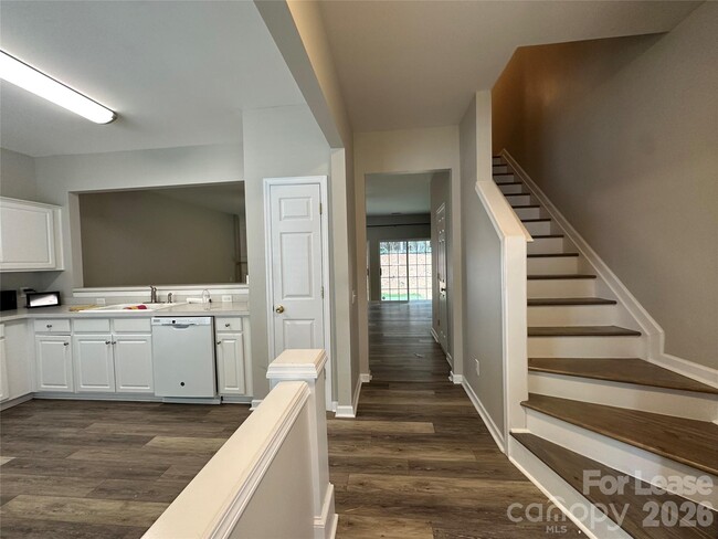 Photo - 6626 Rothchild Dr