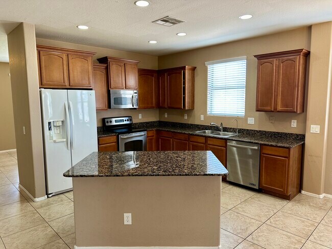 Photo - 11752 W Foothill Dr